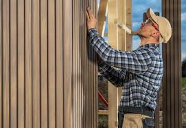 Best Custom Siding Design  in Edwardsville, KS